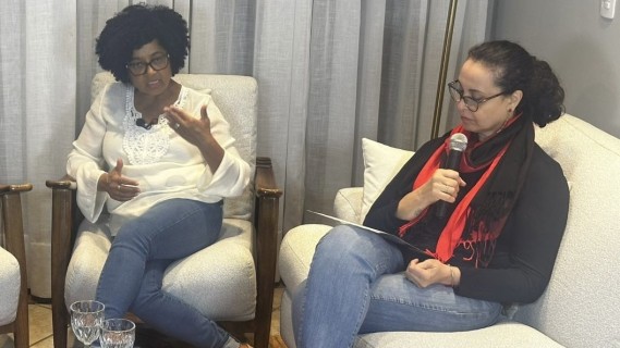 Mara Sanvidotti  e  Marivana Mascarenhas  na  Gravação do programa sobre o Autismo